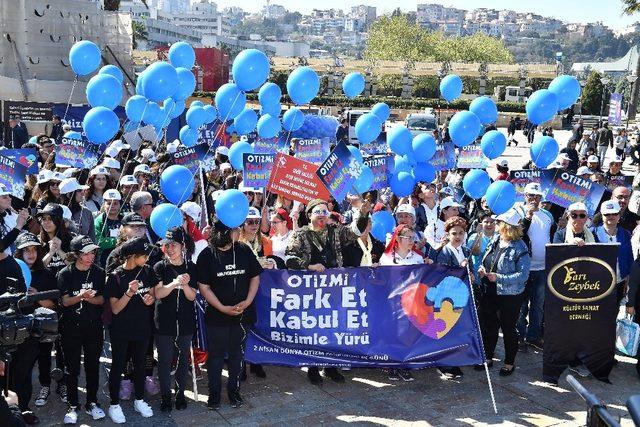 Otizm Farkındalık Günü’nde renkli etkinlikler