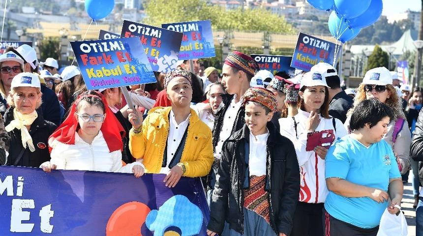 Otizm Farkındalık G&uuml;n&uuml;&rsquo;nde renkli etkinlikler