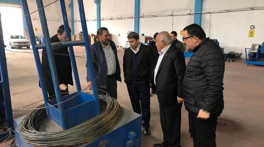 STSO Başkan Kuzu, &ccedil;ivi ve &ccedil;elik hasır fabrikasını ziyaret etti