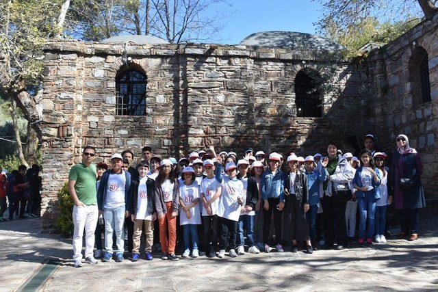 Vanlı öğrenciler İzmir'i gezdi