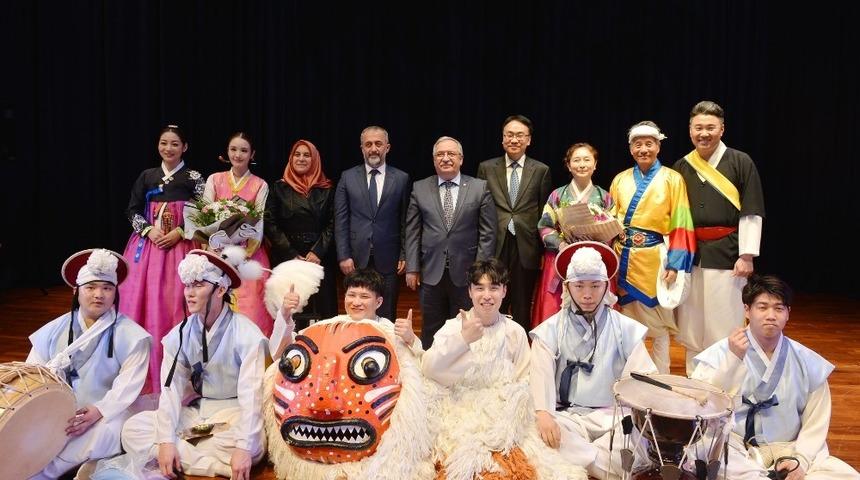 SA&Uuml;&rsquo;de &lsquo;Kore K&uuml;lt&uuml;r G&uuml;n&uuml;&rsquo; adlı etkinlik d&uuml;zenlendi