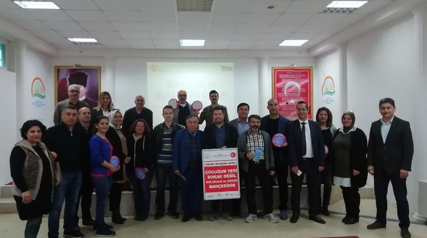 Tarım M&uuml;d&uuml;rl&uuml;ğ&uuml; personeline, &ccedil;ocuk iş&ccedil;iliği ve &ccedil;ocuk hakları eğitimi