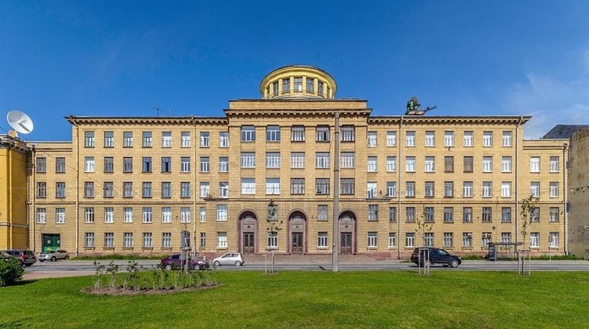 Rusya'da askeri akademide patlama