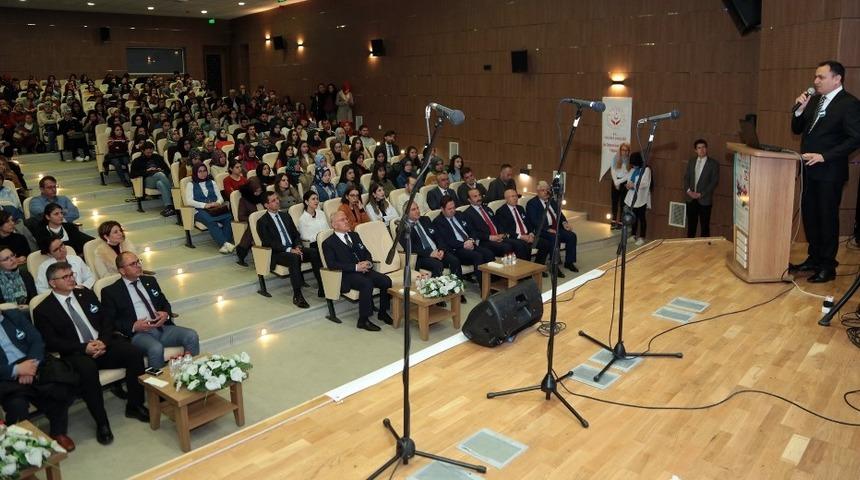 ‘Otizme Multidisipliner Yaklaşım Sempozyumu’ düzenlendi