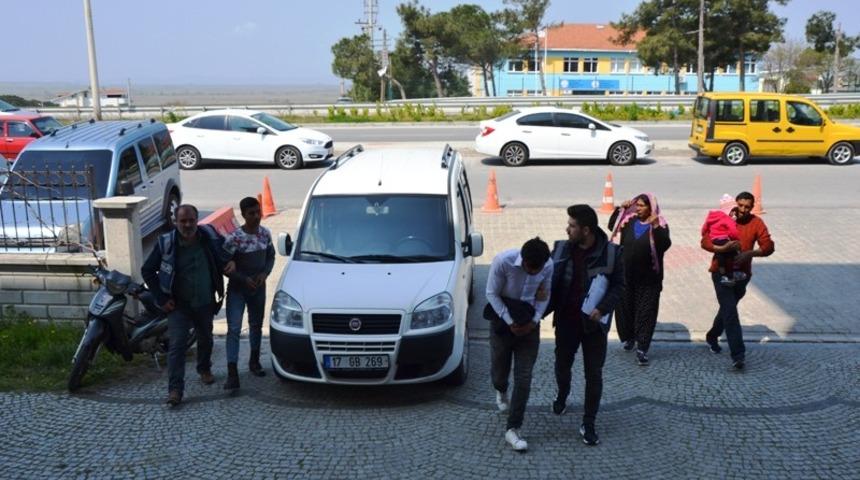 Biga’da hırsızlık yapan iki şahıs yakalandı