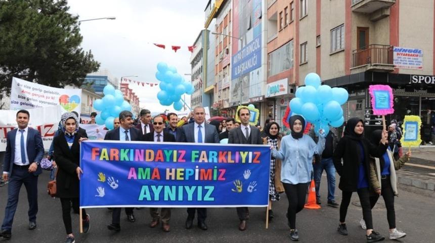 Bing&ouml;l&rsquo;de "2 Nisan D&uuml;nya Otizm Farkındalık G&uuml;n&uuml;"