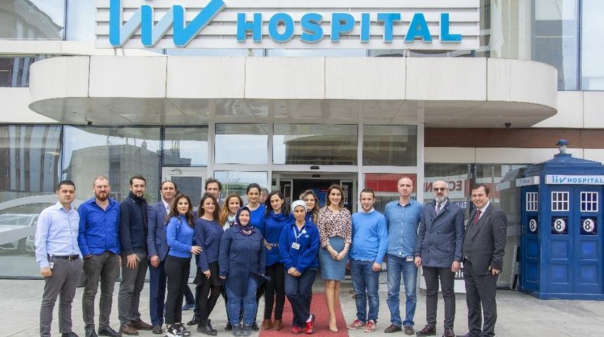 Otizm i&ccedil;in mavi ışık yaktılar