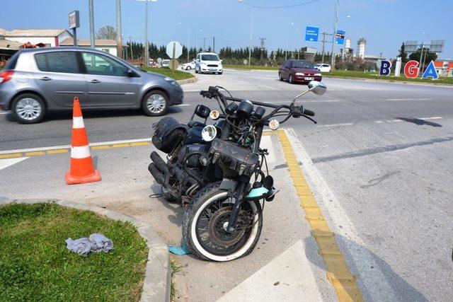 Çanakkale’de trafik kazası: 2 yaralı