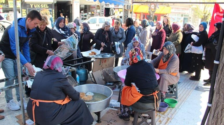 &Ccedil;an Belediyesi&rsquo;nden Mira&ccedil; Kandilinde g&ouml;dek ikramı