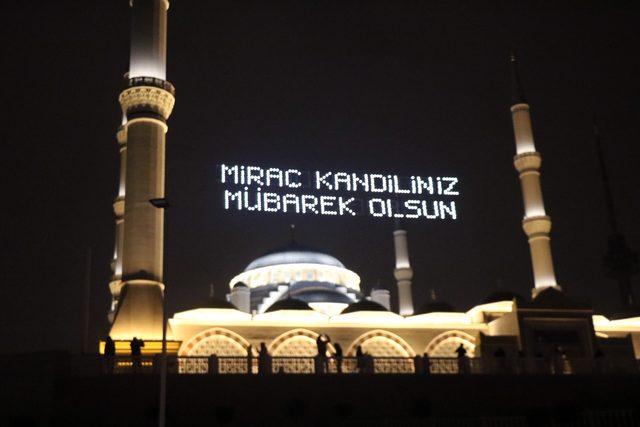 Cumhurbaşkanı Erdoğan Çamlıca Camii'ne geldi