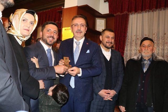 Nevşehir Belediye Başkanı Rasim Arı mazbatasını aldı 3