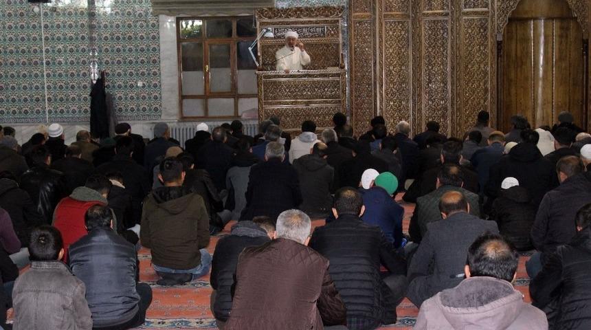 Van’da Miraç Kandili ihya edildi