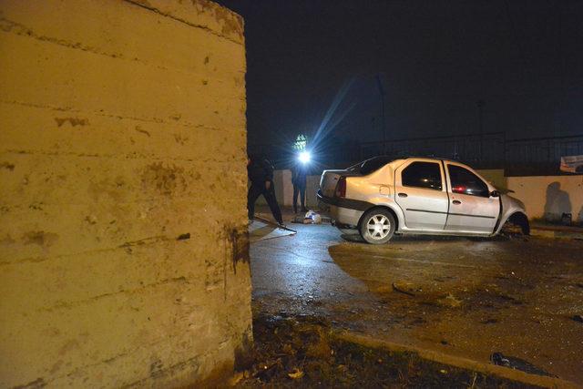 Gençlerin otomobil gezintisi ölümle sonuçlandı: 1 ölü, 2 ağır yaralı