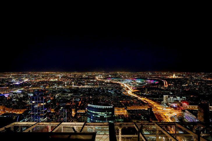 Moskova'da şehir ışıkları büyüledi G3