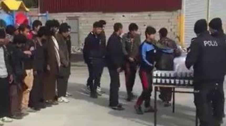 Van’da 75 kaçak göçmen yakalandı