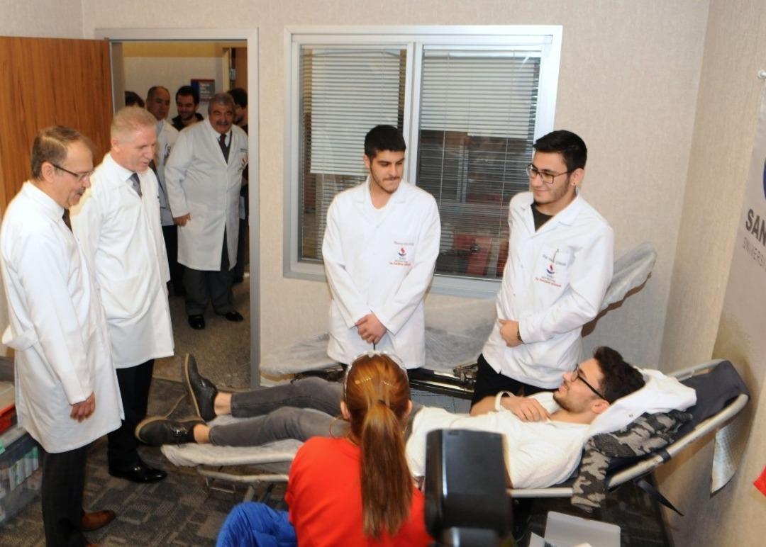 SANKO &Uuml;niversitesi&rsquo;nde kan bağışı etkinliği