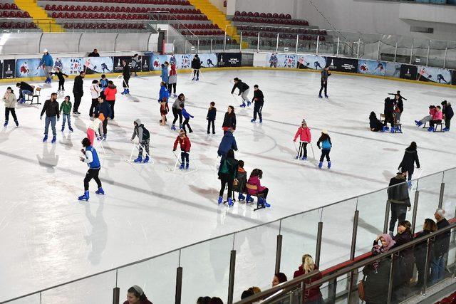 Engelli sporcular özel etkinlikte buluştu