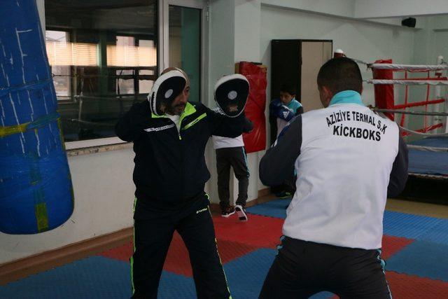 Termalsporun Kick Bokscuları Avrupa yolunda