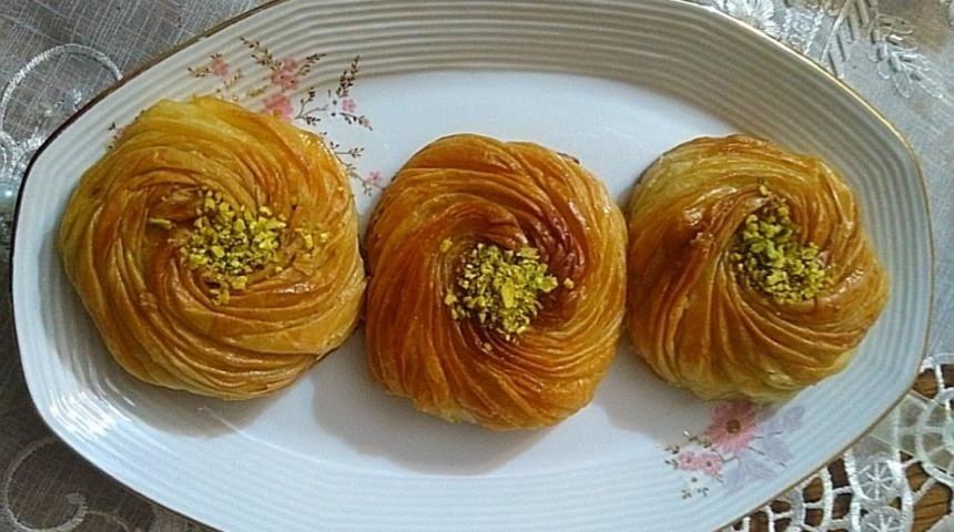 Gül Baklava