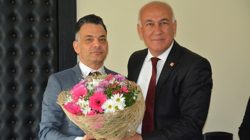 S&ouml;ke&rsquo;nin yeni Belediye Başkanı Levent Tuncel mazbatasını aldı