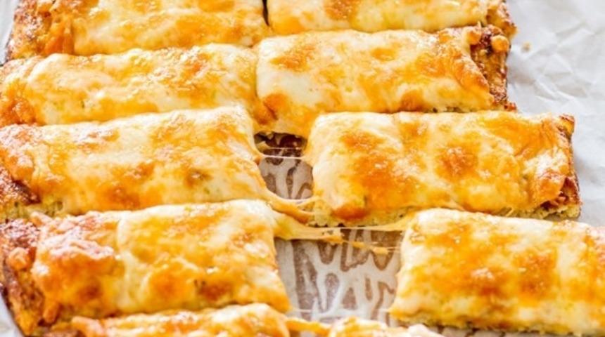 Peynirli Karnabaharlı Çıtır Dilimler