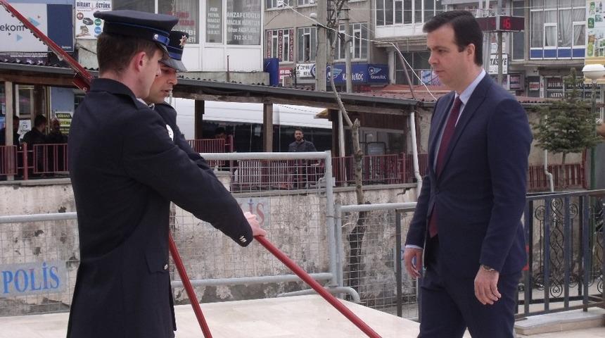 &Ouml;zalp ve Saray&rsquo;ın d&uuml;şman işgalinden kurtarılışının yıld&ouml;n&uuml;m&uuml;