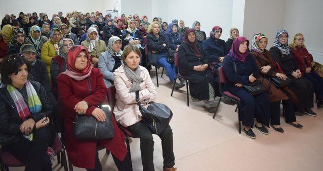 Bağımlılıktan kurtulmanın yolları anlatıldı