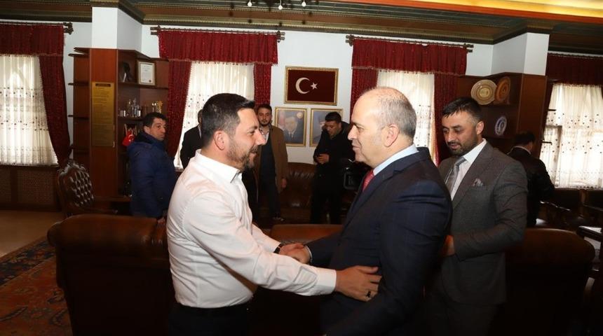 Emniyet M&uuml;d&uuml;r&uuml; Artunay, Başkan Arı&rsquo;ya hayırlı olsun ziyaretinde bulundu