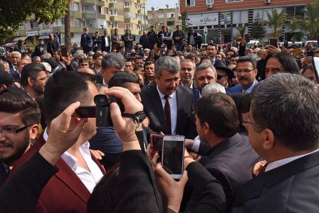 Hidayet Kılınç mazbatasını alıp göreve başladı