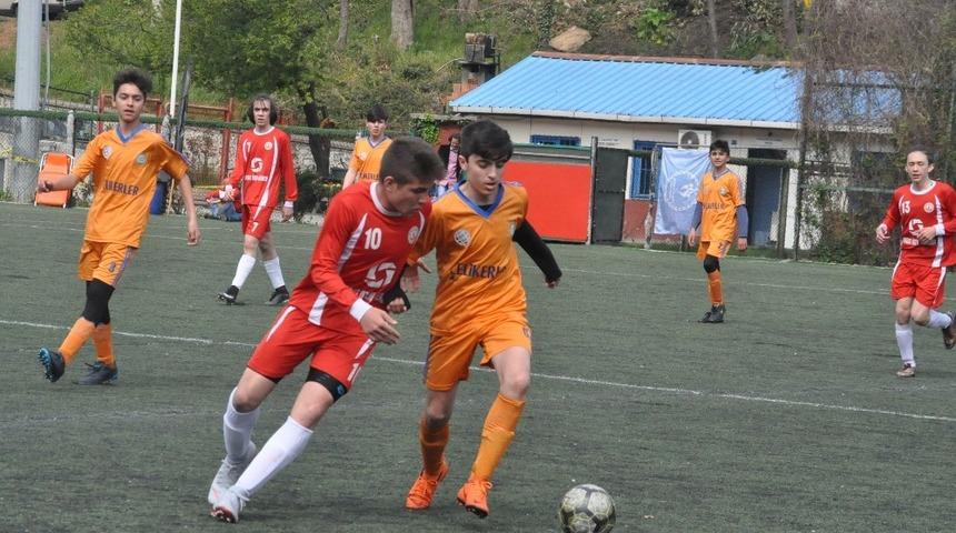 Yıldız futbol grup m&uuml;sabakaları başladı