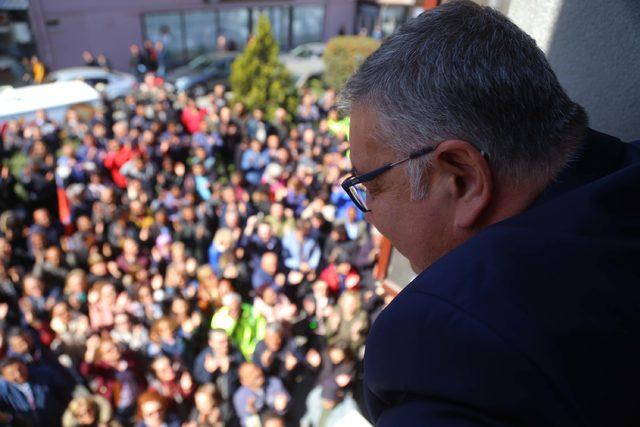 Kırklareli'nde bağımsız seçilen Kesimoğlu'na CHP'lilerden destek
