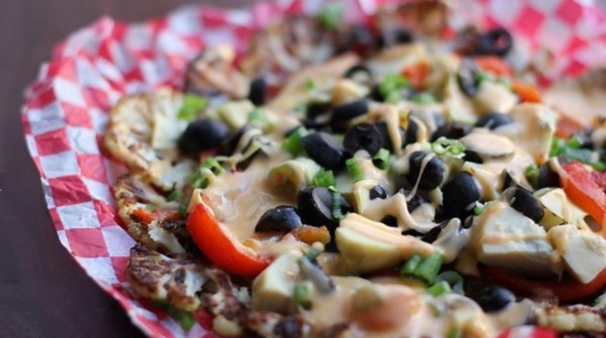 Cheddar Soslu Karnabahar Cipsleri