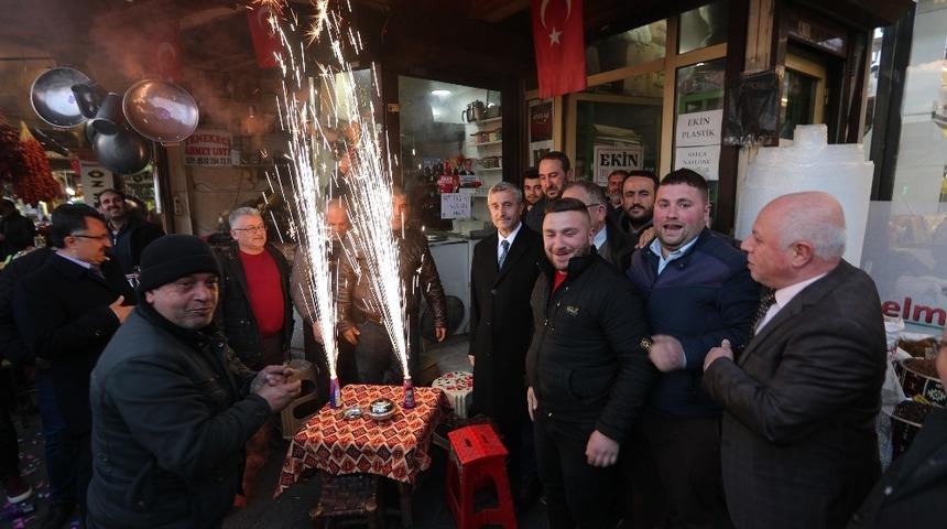 Esnaftan Başkan Tahmazoğlu&rsquo;na sevgi seli