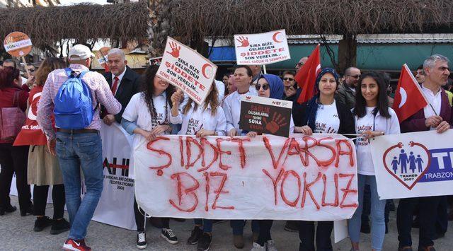 İzmir'de sağlık çalışanlarından şiddete karşı acil önlem talebi