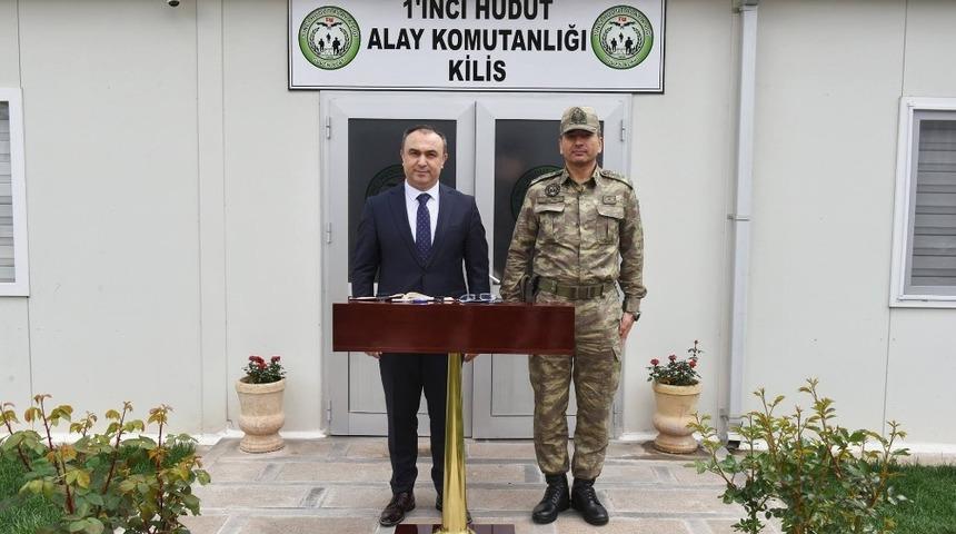 Vali Soyt&uuml;rk 1&rsquo;inci Hudut Alayını ziyaret etti