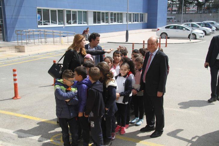 Isparta Şehir Hastanesi’nde Otizm farkındalık etkinliği G4