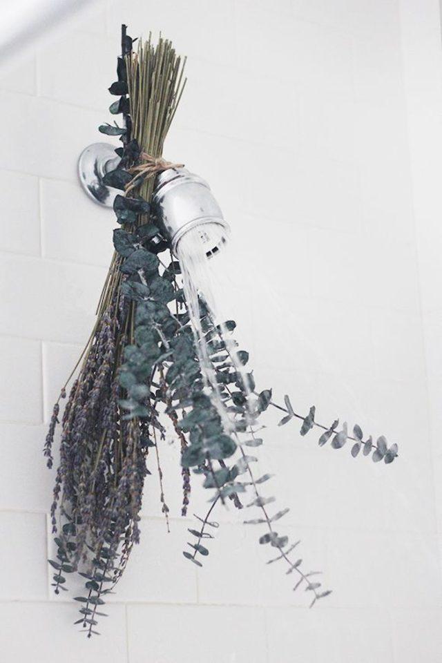hanging-lavender-shower-1519761233