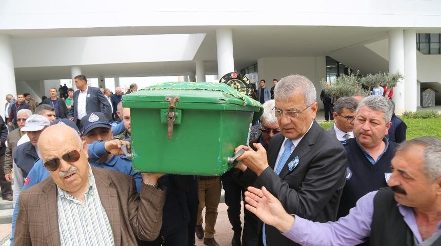 Mezitli&rsquo;nin eski belediye başkanı Savcı hayatını kaybetti