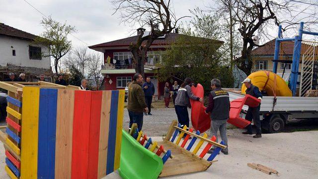 Eski muhtarın yıktığı çocuk parkı, şarkıcı Cenk Eren'in desteğiyle yapılacak (2)