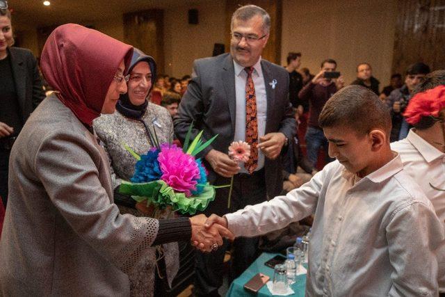 Van’da Dünya Otizm Farkındalık Günü programı