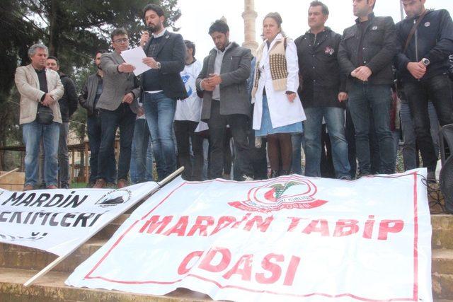 Sağlıkçılar Mardin’de tepki için iş bıraktı