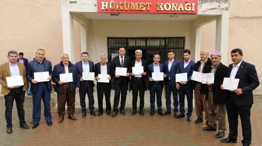 Başkan &Ccedil;etinkaya mazbatasını aldı