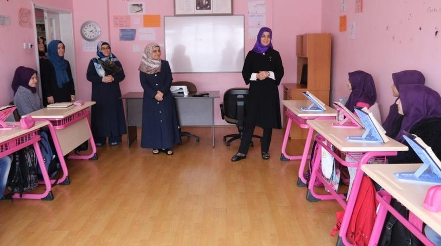 &Ccedil;ift&ccedil;i&rsquo;den kuran kurslarına ziyaret