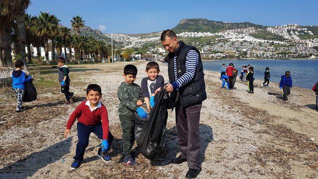 Bodrum'da deniz dibi ve sahil temizliği