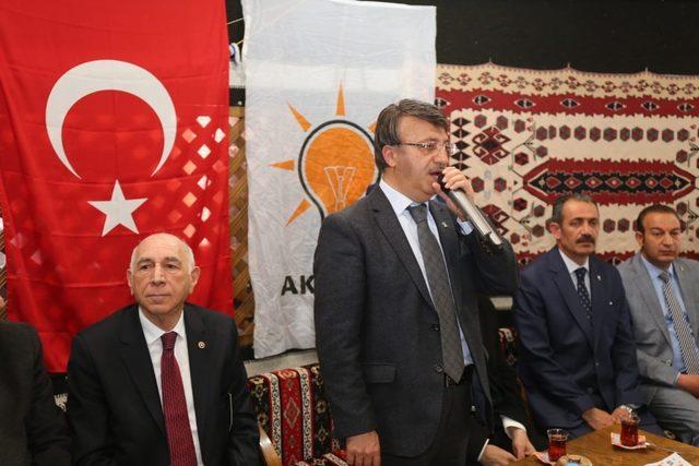 AK Parti’den Tanış’a tebrik ziyareti