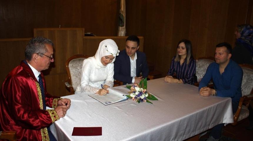 Doğum gününde nikâh