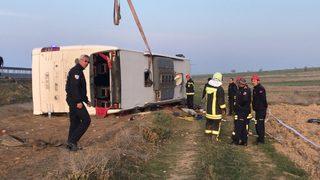 Son dakika: Denizli'de otobüs devrildi: Ölü ve yaralılar var