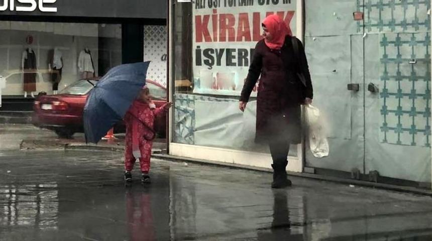 Erzincan ve Erzurum &ccedil;evresinde kar yağışı bekleniliyor