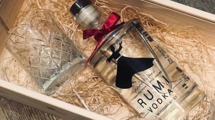 Hollanda'da 'Rumi' marka votka &uuml;reten iş adamı T&uuml;rklerin kendisini 'tehdit ettiğini' s&ouml;yledi