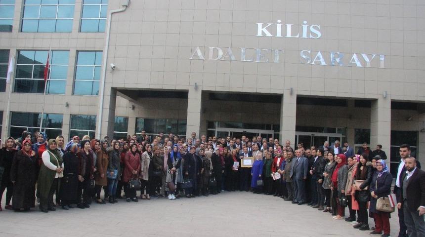 Başkan Bulut ile meclis &uuml;yeleri mazbatalarını aldı